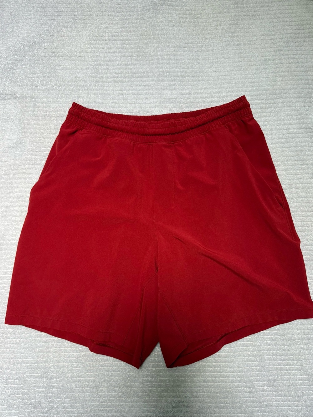 Lululemon Men’s Pacebreaker liner-less shorts size M 7’’ inseam